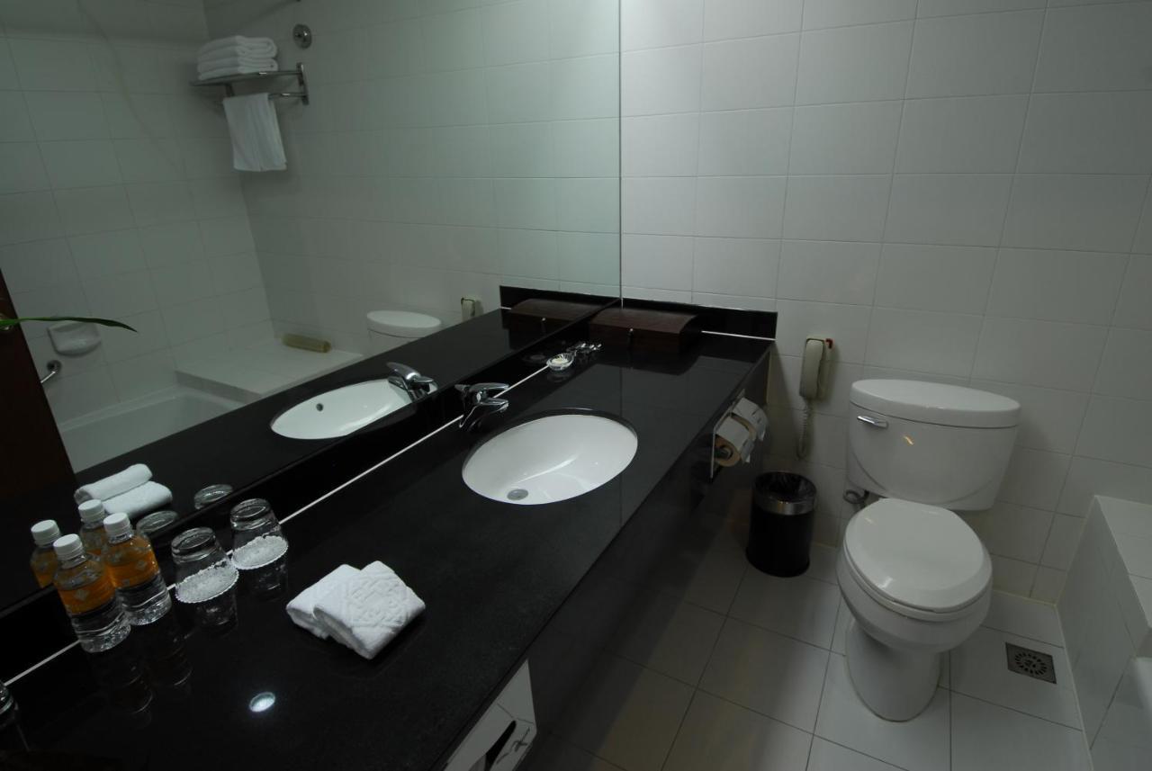 Hotel Jinling Jingyuan Plaza Nankín Exterior foto
