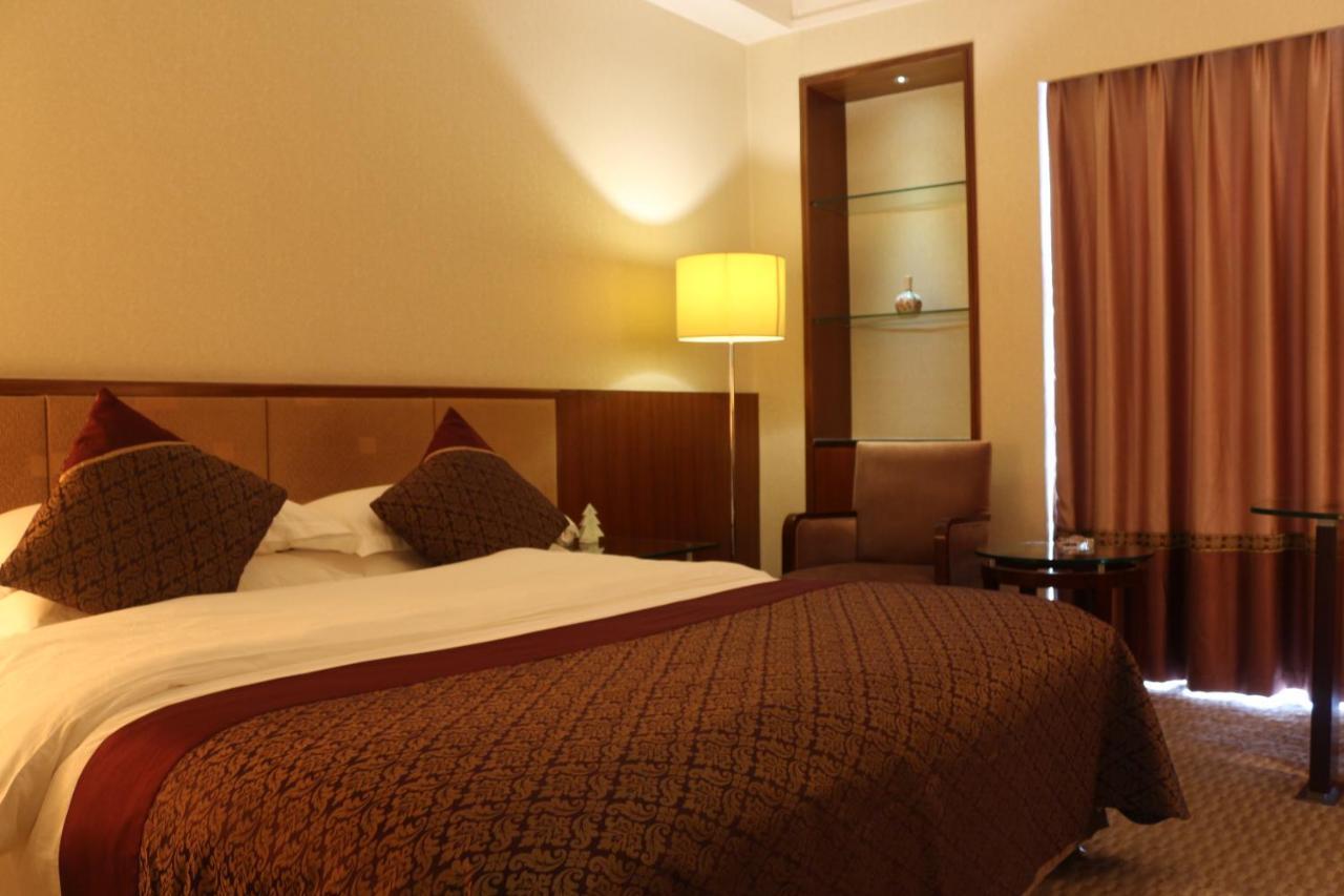 Hotel Jinling Jingyuan Plaza Nankín Exterior foto