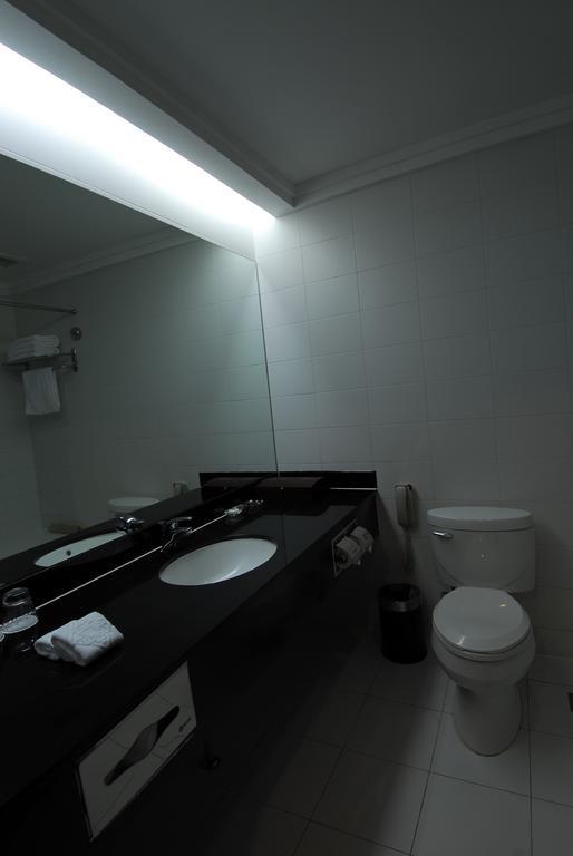 Hotel Jinling Jingyuan Plaza Nankín Exterior foto